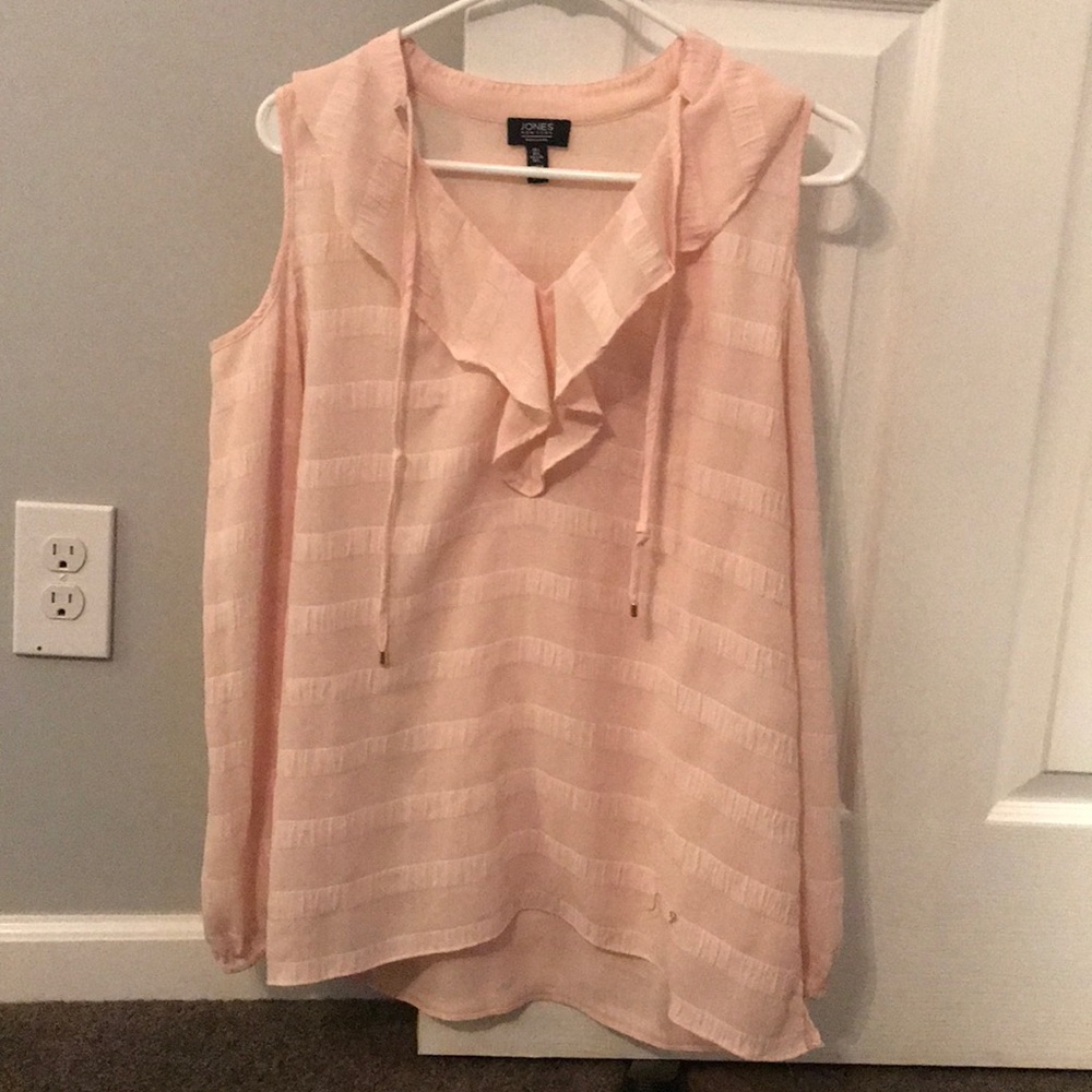 Open shoulder top